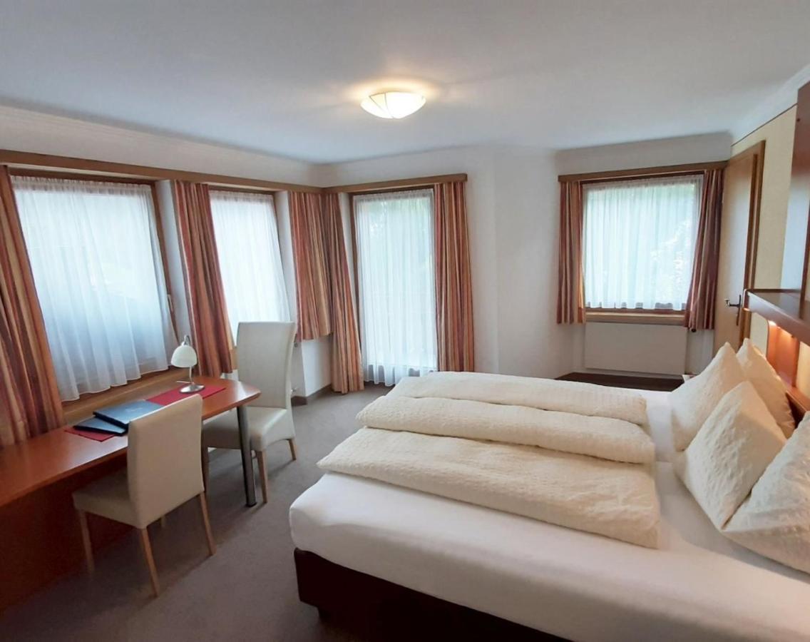 Soliva Hotel & Apartments ซัมเนาน์ ภายนอก รูปภาพ